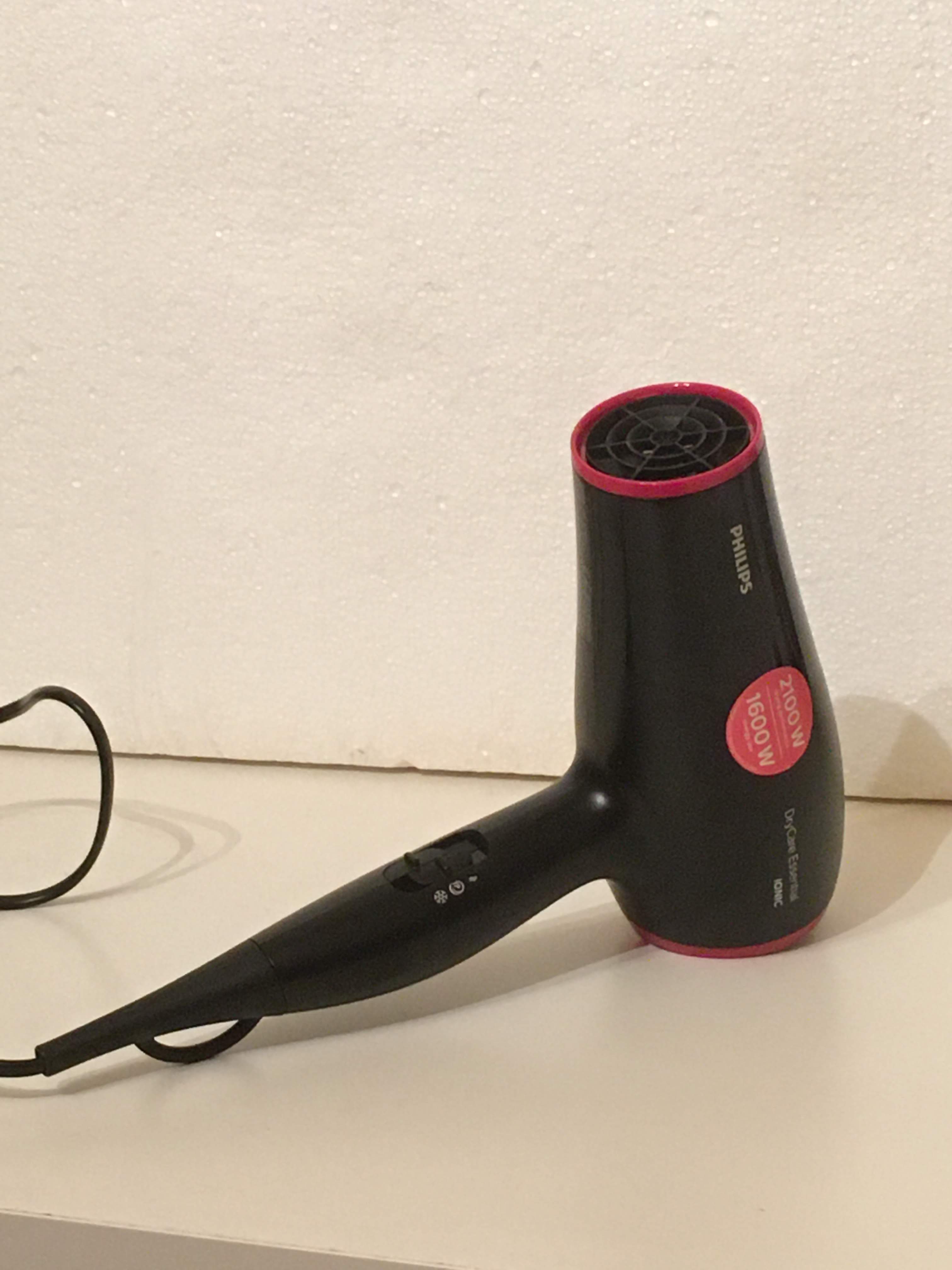 Hair dryer